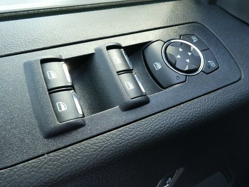 Used 2019 Ford F150 XLT w/ Equipment Group 302A Luxury AWD/4WD image 24