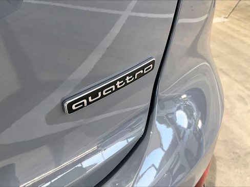 Used 2024 Audi Q4 e-tron Prestige w/ Black Optic Package AWD/4WD image 9