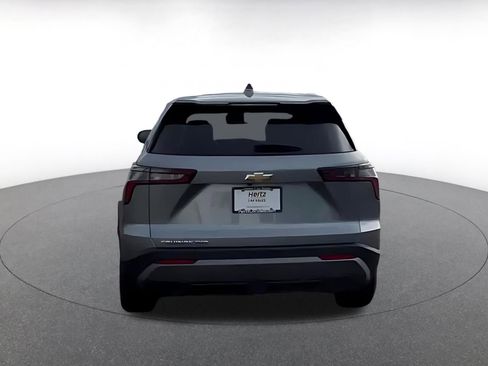 Used 2025 Chevrolet Equinox LT image 12