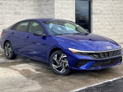 New 2025 Hyundai Elantra SEL