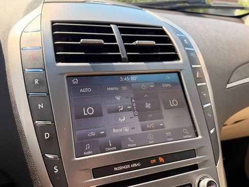 Used 2020 Lincoln MKZ Reserve w/ Elements Package AWD/4WD image 28