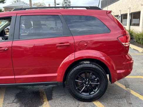 Used 2020 Dodge Journey SE w/ Blacktop Package FWD image 7