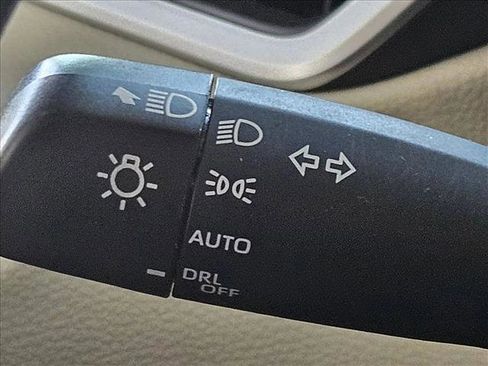 Used 2025 Toyota Corolla LE FWD image 9