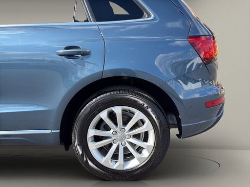 Used 2017 Audi Q5 2.0T Premium image 24