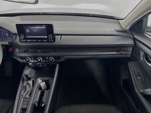 Certified 2023 Honda Accord LX image 20