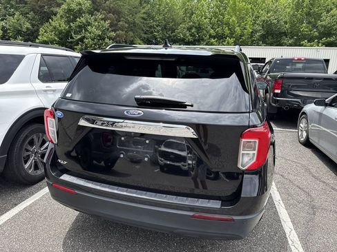 Used 2022 Ford Explorer XLT RWD image 11