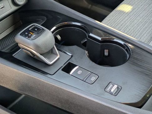 Certified 2023 Nissan Rogue SV image 24