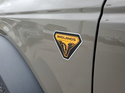 New 2026 Ford Bronco Badlands AWD/4WD image 8