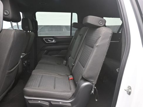 Used 2023 Chevrolet Suburban LS RWD image 25