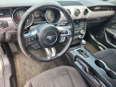 Used 2016 Ford Mustang Coupe RWD image 18