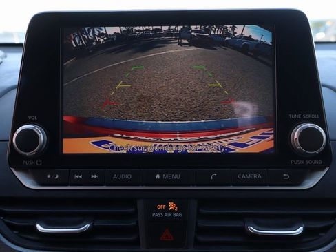 Used 2023 Nissan Altima 2.5 SR image 30