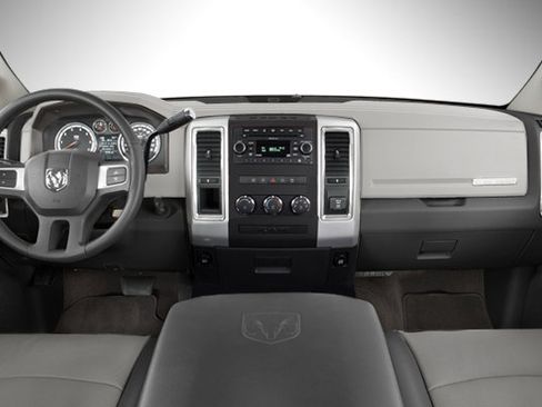 Used 2012 RAM 3500 Big Horn AWD/4WD image 3