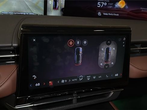 New 2026 Lincoln Nautilus Reserve image 19