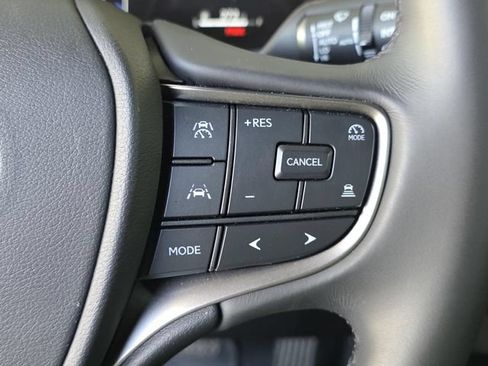 Used 2025 Lexus UX 300h AWD w/ Cold Area Package image 31