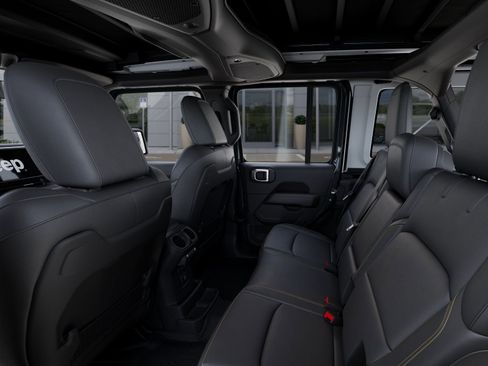 New 2026 Jeep Wrangler Unlimited Sahara AWD/4WD image 23