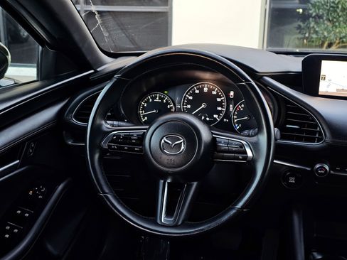 Used 2024 MAZDA MAZDA3 s image 22