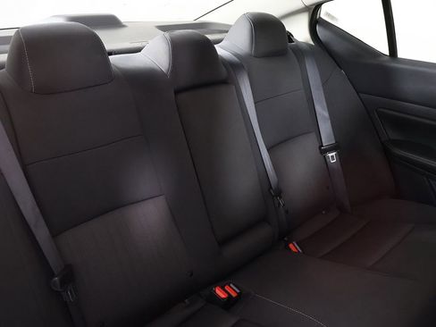 Used 2025 Nissan Altima 2.5 SV FWD image 29