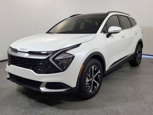 Used 2023 Kia Sportage EX w/ EX Premium Package AWD/4WD image 3
