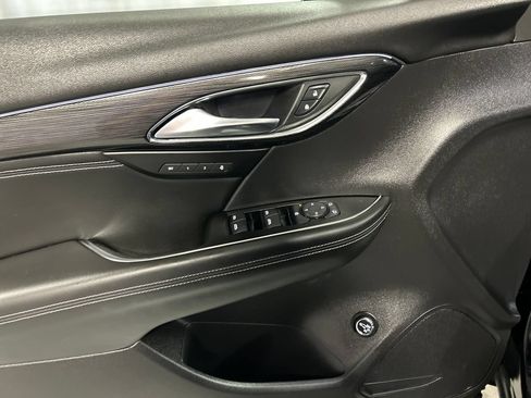 Used 2023 Buick Envision Essence w/ Sport Touring Package AWD/4WD image 14