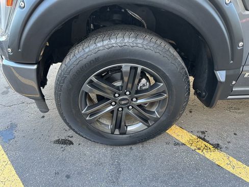 Used 2021 Ford F150 Lariat w/ Equipment Group 502A High image 34