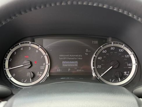 Used 2026 Toyota Highlander XLE AWD/4WD image 14