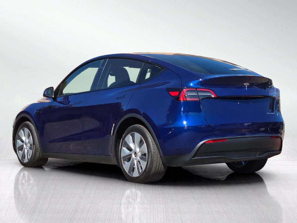 Used 2023 Tesla Model Y Long Range AWD/4WD image 7