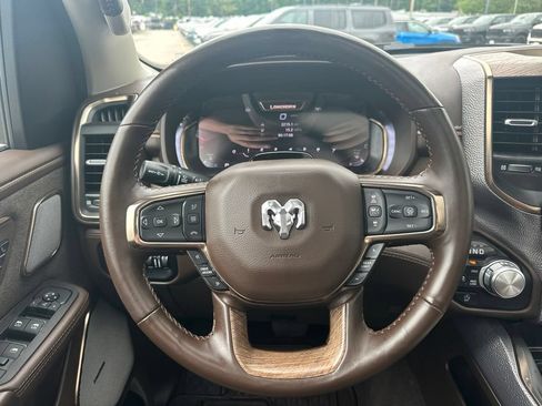 Used 2025 RAM 1500 Limited AWD/4WD image 20