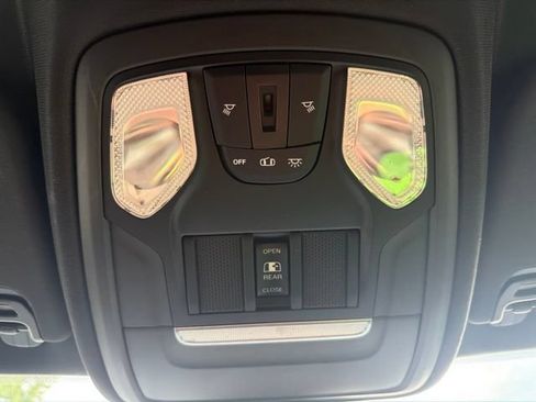 Used 2019 RAM 1500 Big Horn AWD/4WD image 30