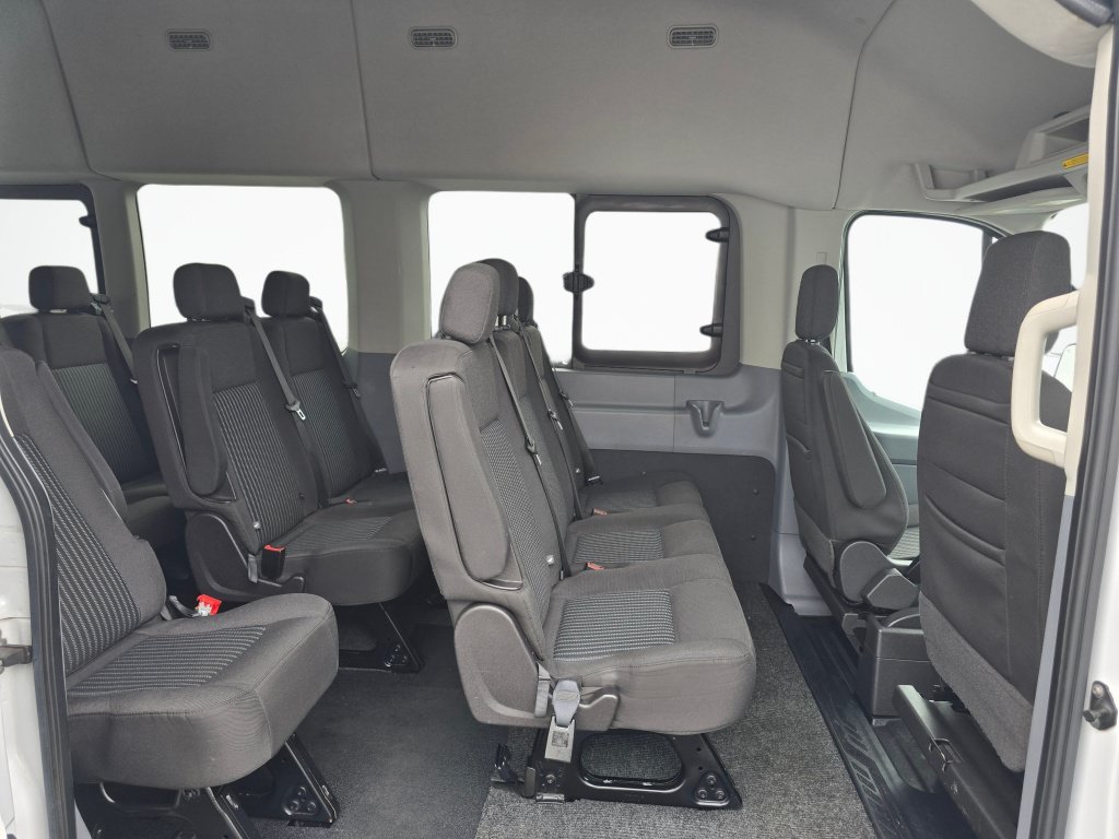 Used 2017 Ford Transit 350 XLT RWD image 38