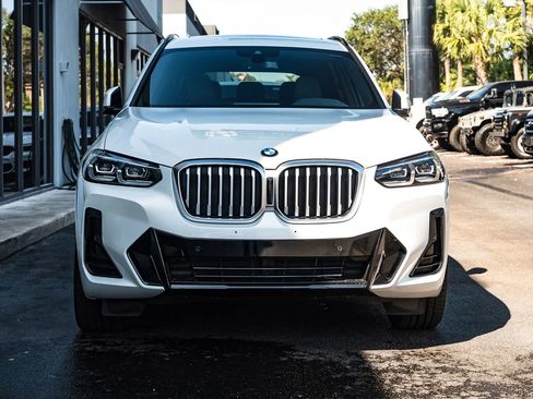 Used 2024 BMW X3 sDrive30i image 2