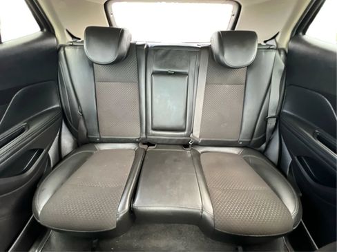 Used 2019 Buick Encore Preferred FWD image 19