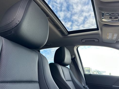 New 2026 Mercedes-Benz GLE 350 4MATIC image 17