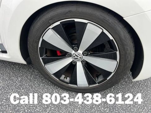 Used 2013 Volkswagen Beetle 2.0T FWD image 27