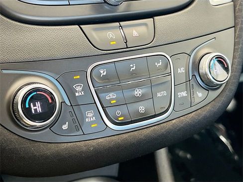 Used 2024 Chevrolet Malibu LT image 11