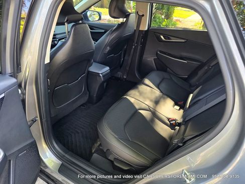 Used 2022 Kia EV6 Wind RWD image 29