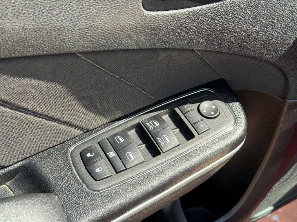 Used 2023 Dodge Charger SXT w/ Cold Weather Package AWD/4WD image 10