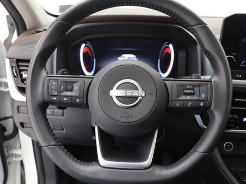 Used 2023 Nissan Rogue Platinum w/ Platinum Premium Package image 18