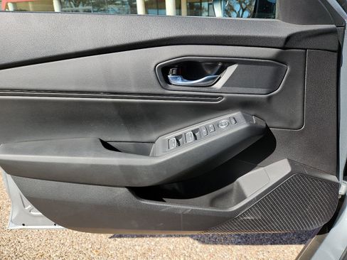 Used 2024 Honda Accord EX image 14