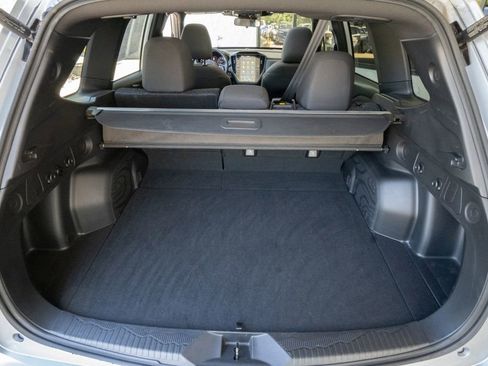 Certified 2025 Subaru Forester Premium AWD/4WD image 20