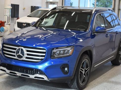 New 2026 Mercedes-Benz GLB 250 4MATIC image 9