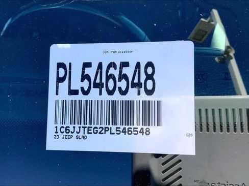 Certified 2023 Jeep Gladiator Mojave w/ Trailer Tow Package image 32