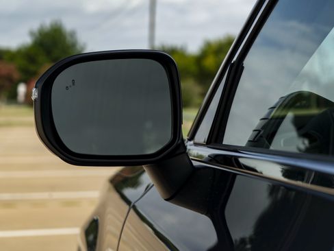 Used 2022 Kia Telluride LX AWD/4WD image 12