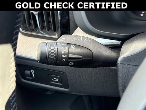 Used 2022 Volvo XC60 B6 Inscription w/ Advanced Package image 27