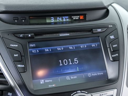 Used 2015 Hyundai Elantra Limited w/ Option Group 05 image 14