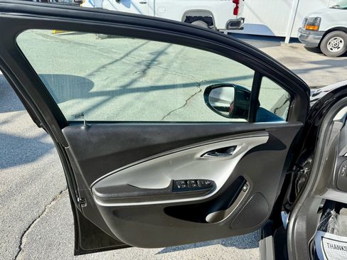 Used 2015 Chevrolet Volt Premium w/ Premium Trim Package image 14
