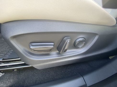 New 2026 Toyota Crown Limited w/ Advanced Technology Package image 12