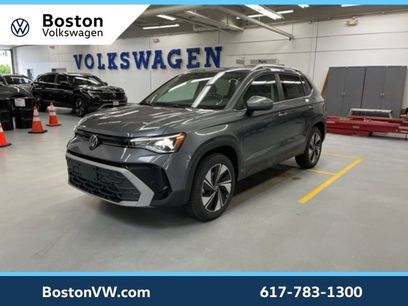 New 2025 Volkswagen Taos SE