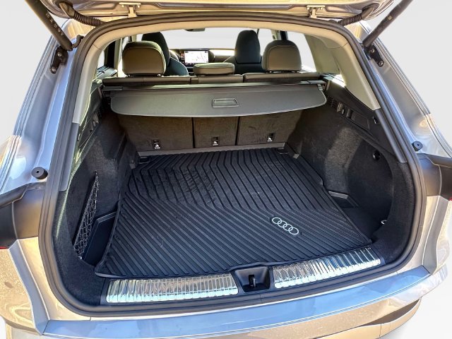 Certified 2025 Audi Q5 Premium AWD/4WD image 13