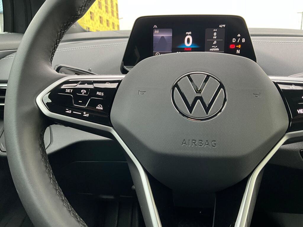 New 2026 Volkswagen ID.4 Pro AWD/4WD image 21