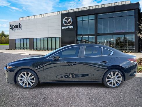 Used 2020 MAZDA MAZDA3 Sedan w/ Select Package image 7